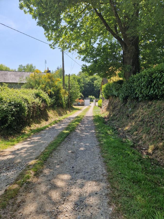 Gite Rustique En Centre Bretagne Laniscat Exterior photo